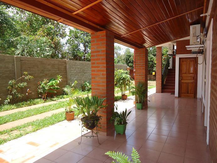 Apart Hotel Las Guayabas Пуэрто-Игуасу Экстерьер фото
